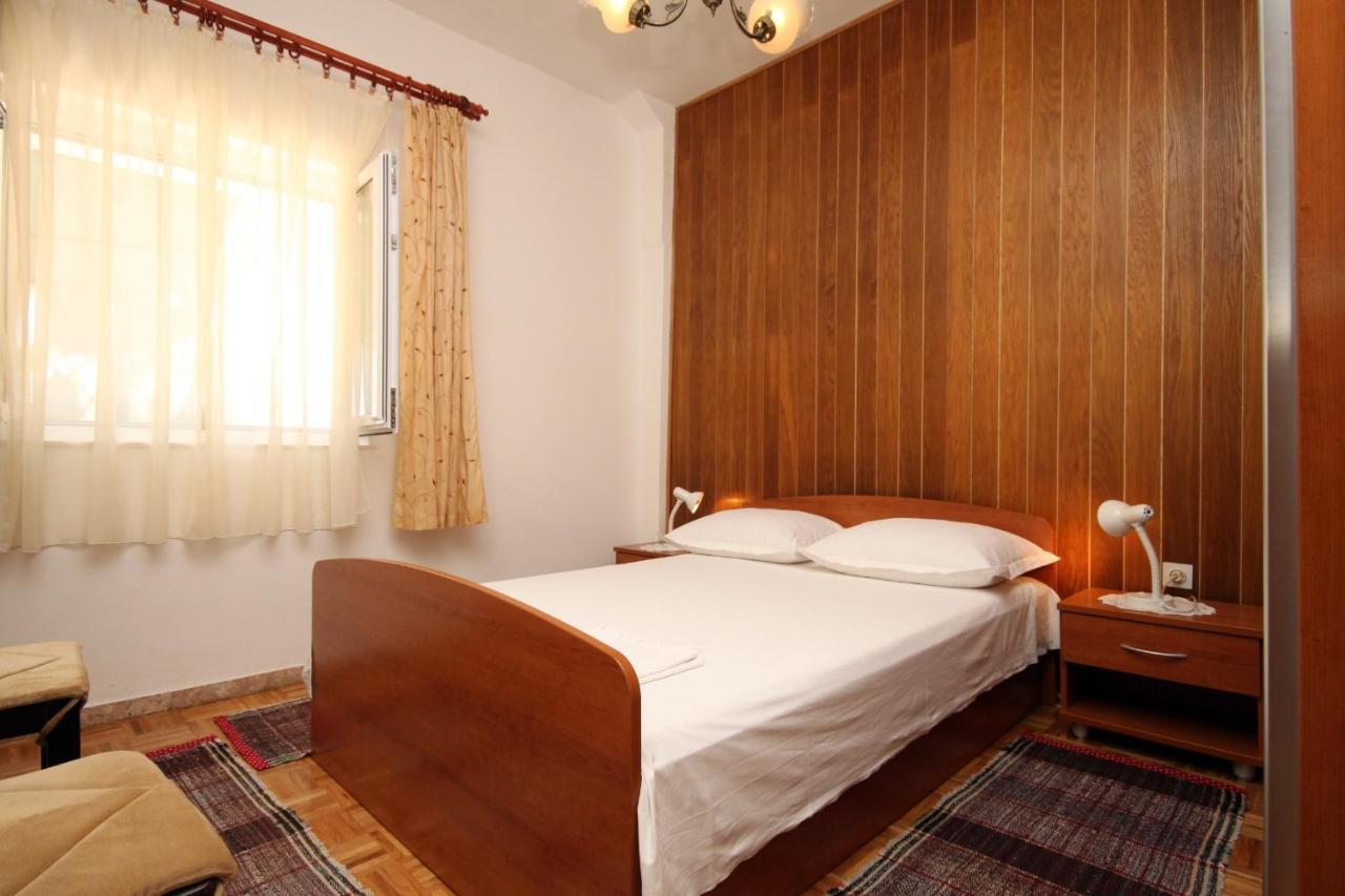 Apartments By The Sea Brist, Makarska - 505 Podaca Exterior foto